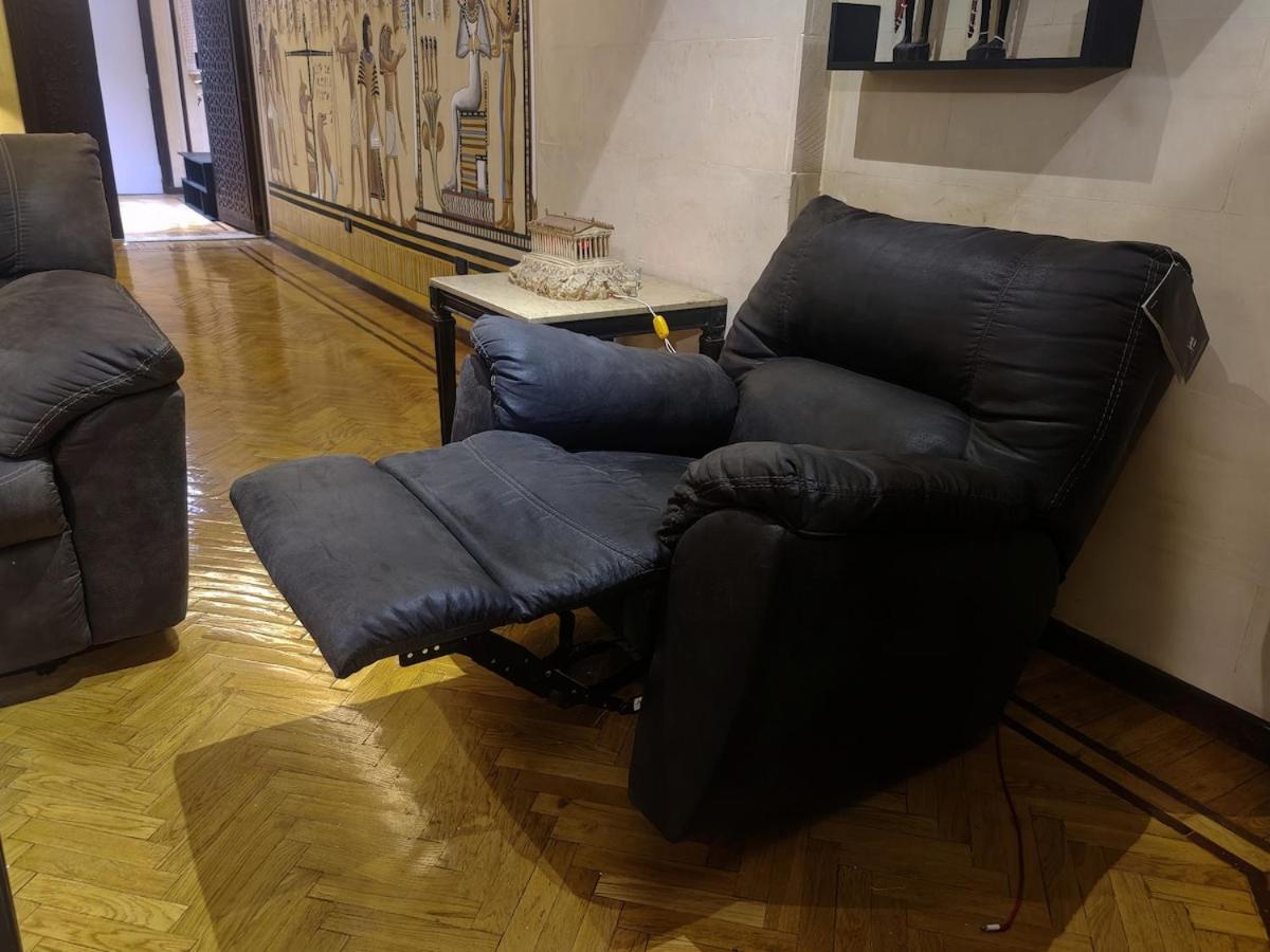 Luxurious Egyptian Vibes With Hot Tub, Gym, Office *