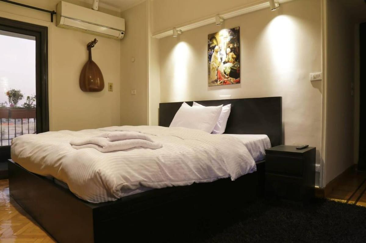 Apartment Luxurious Egyptian Vibes With Hot Tub, Gym, Office Cairo