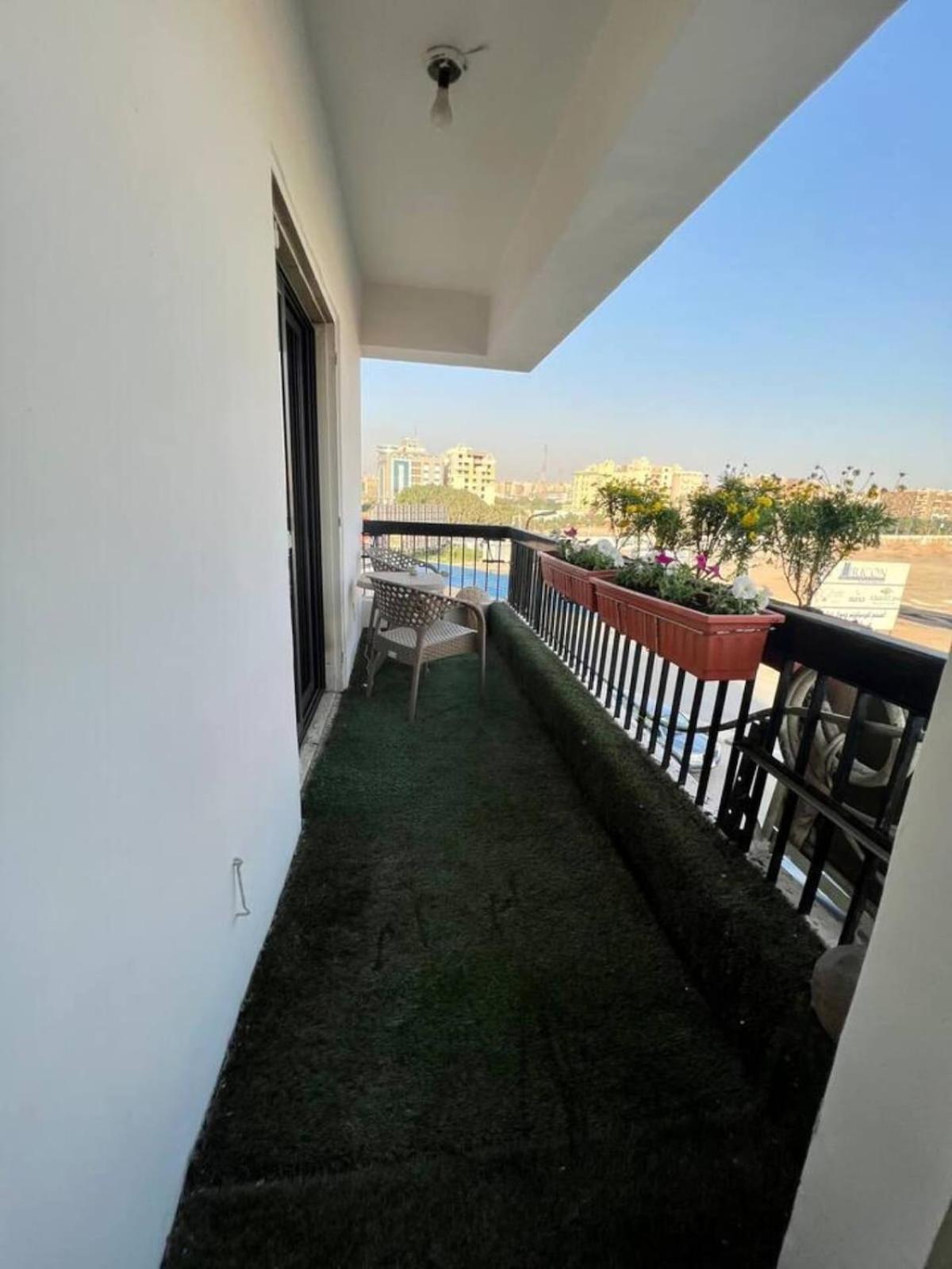 Apartment Luxurious Egyptian Vibes With Hot Tub, Gym, Office