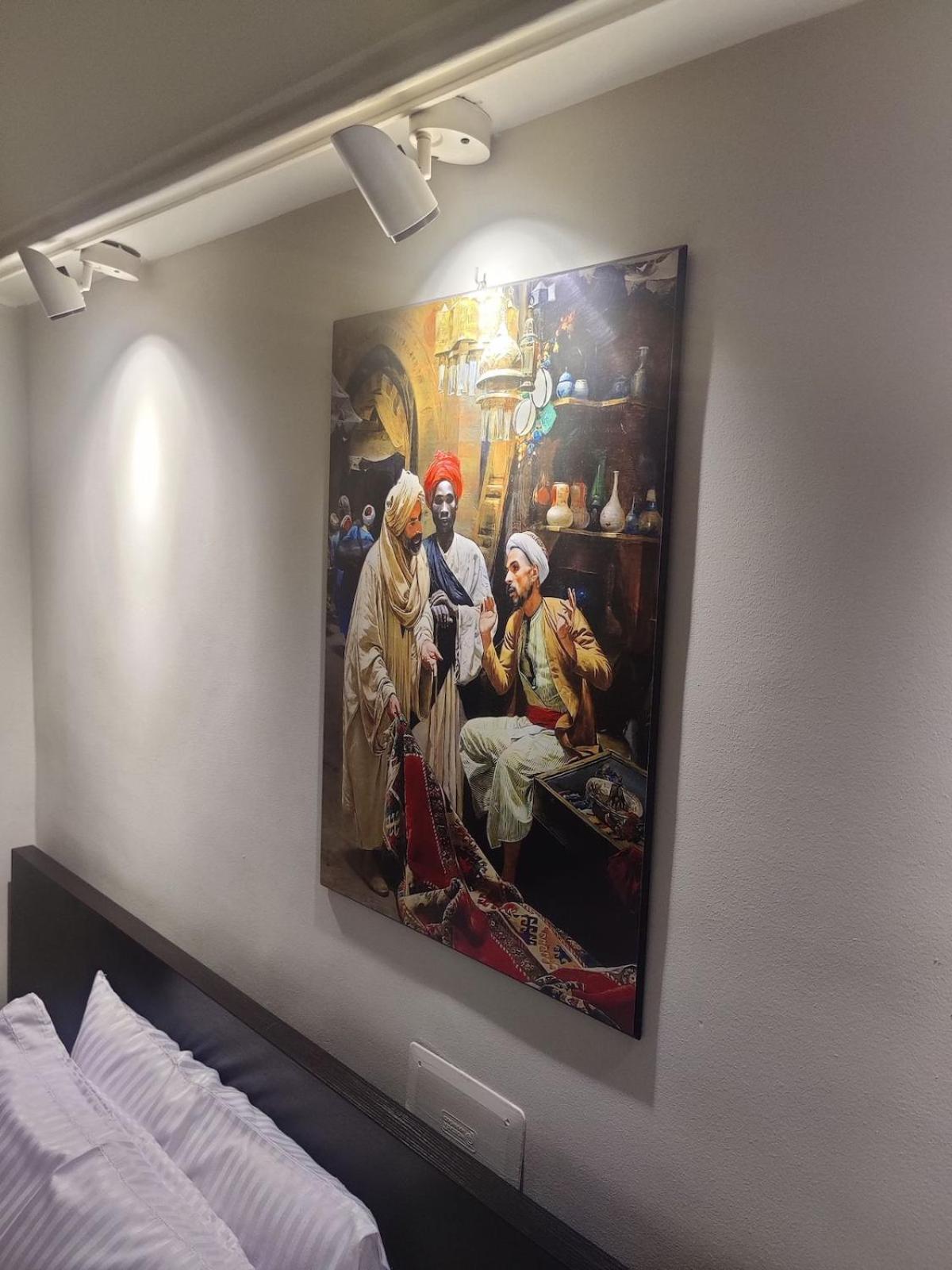 Luxurious Egyptian Vibes With Hot Tub, Gym, Office Apartment Cairo
